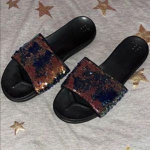 Sequin slides 🎉 2 for $20 🎉